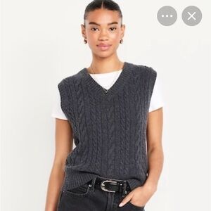 Old Navy Women's Gray Cable Knit Sweater Vest 4x NWT